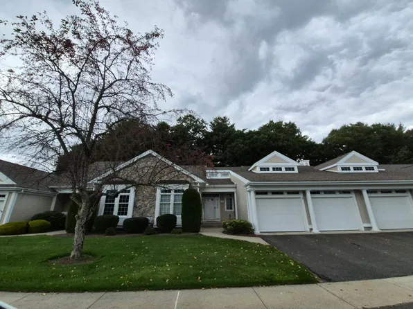 79 High Pine Cir Unit No79, Wilbraham, MA 01095
