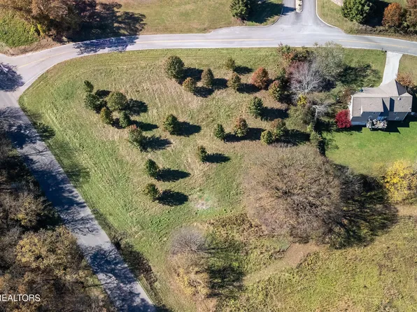 200 Midway Rd, Lenoir City, TN 37772