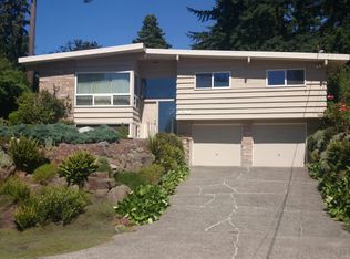 11704 8th Ave NW, Seattle, WA 98177