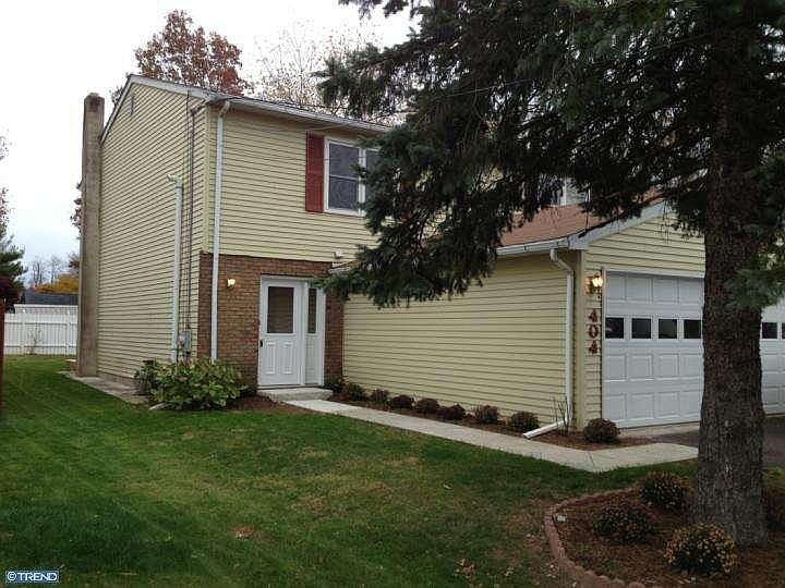 1st image of 404 E Park Ave