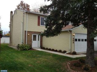 404 E Park Ave, Sellersville, PA 18960