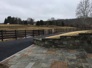 426 Pineville Rd APT 6, Newtown, PA 18940