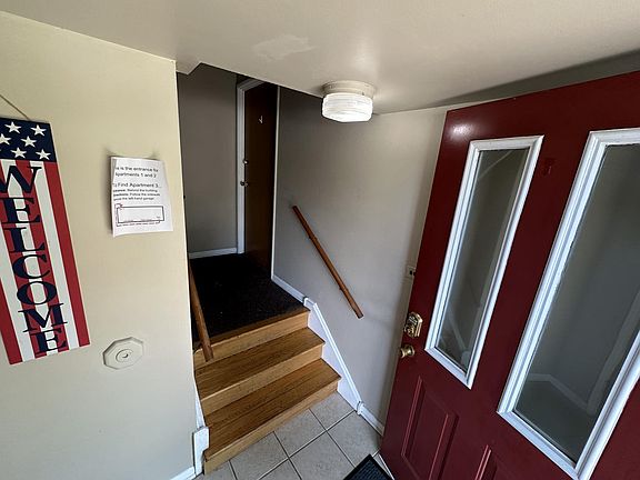 Building front entryway