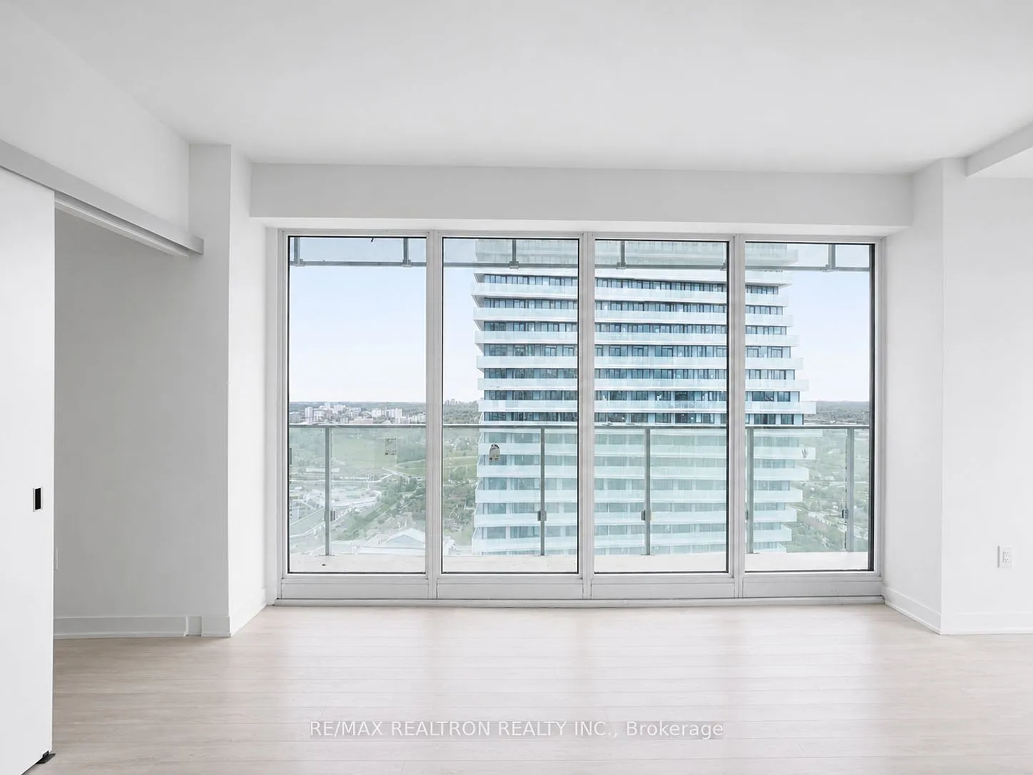 3 bed, $2,950 — Photo 4