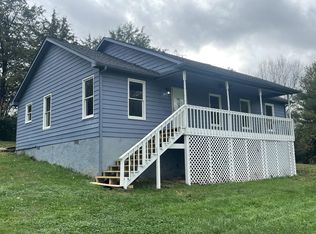 946 Glenlock Rd, Sweetwater, TN 37874