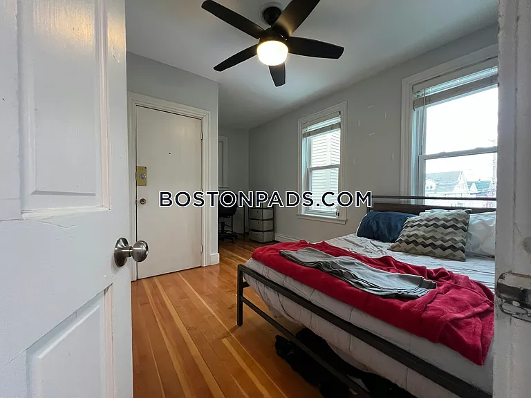 24 Farrington Ave #2 — Photo 6