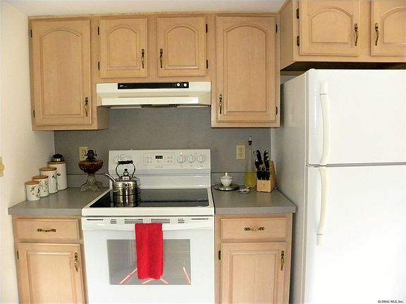 5th image of 7B Pineview Ct