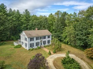 73 River Rd, Pepperell, MA 01463