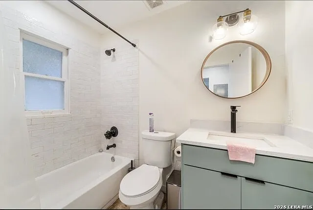 239 Brahan Blvd #B — Photo 12