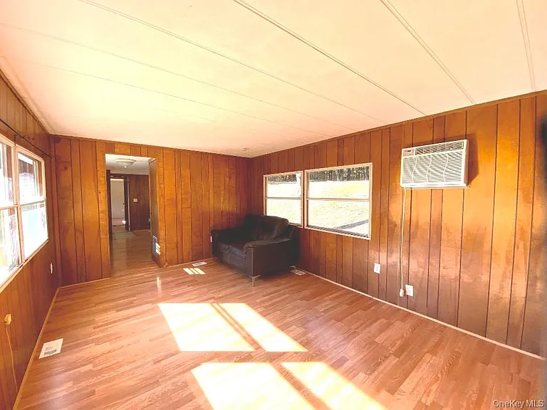 141 Gale Rd — Photo 10