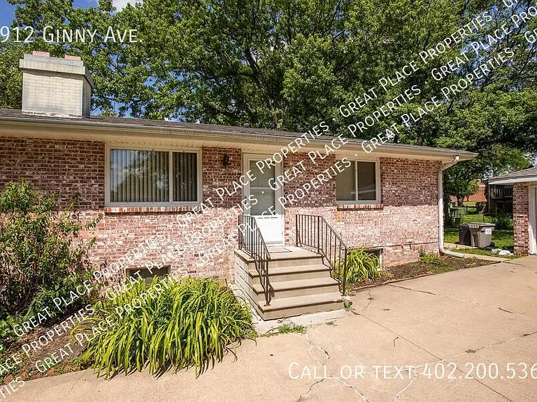 4912 Ginny Ave — Photo 1