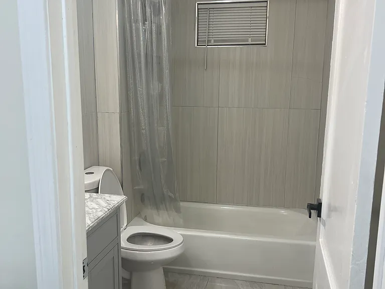 488 Prospect Ave #1B — Photo 8