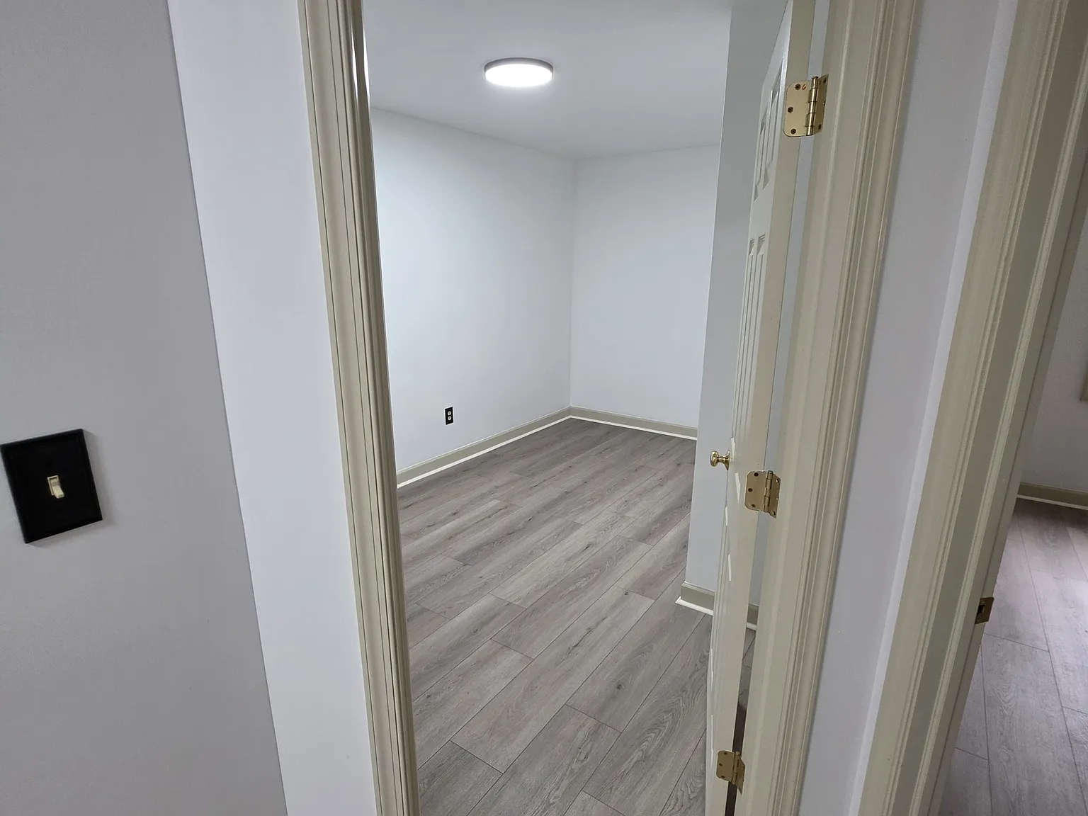 3 bed, 1973 sqft, $2,350 — Photo 4