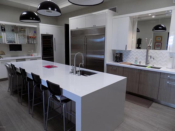 4th image of 3204 N Canyon View Dr