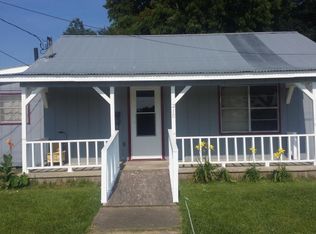 210 S 12th St, Eunice, LA 70535