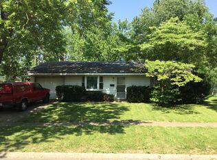 1409 Lincolnwood Dr, Urbana, IL