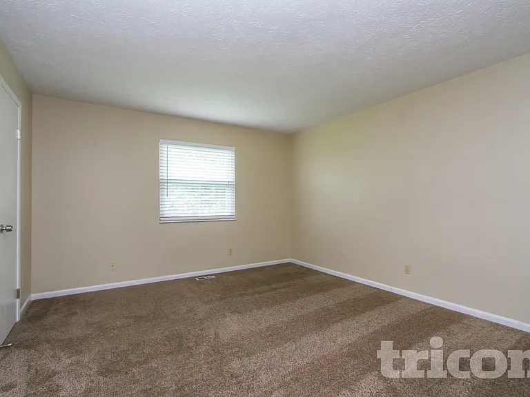 530 Quail Run — Photo 10