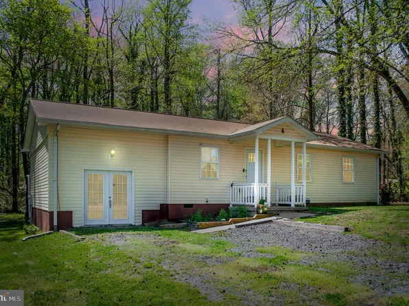6 Gloucester Way, Stafford, VA 22554