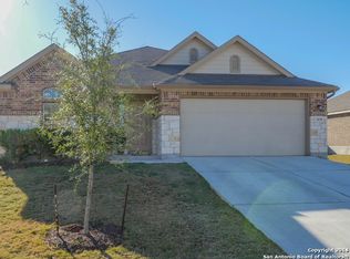 1838 Sunspur Rd, New Braunfels, TX 78130
