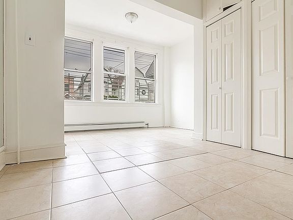 2nd image of 104 Clendenny Ave