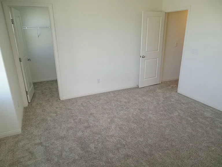 2929 Gallarate Dr — Photo 39