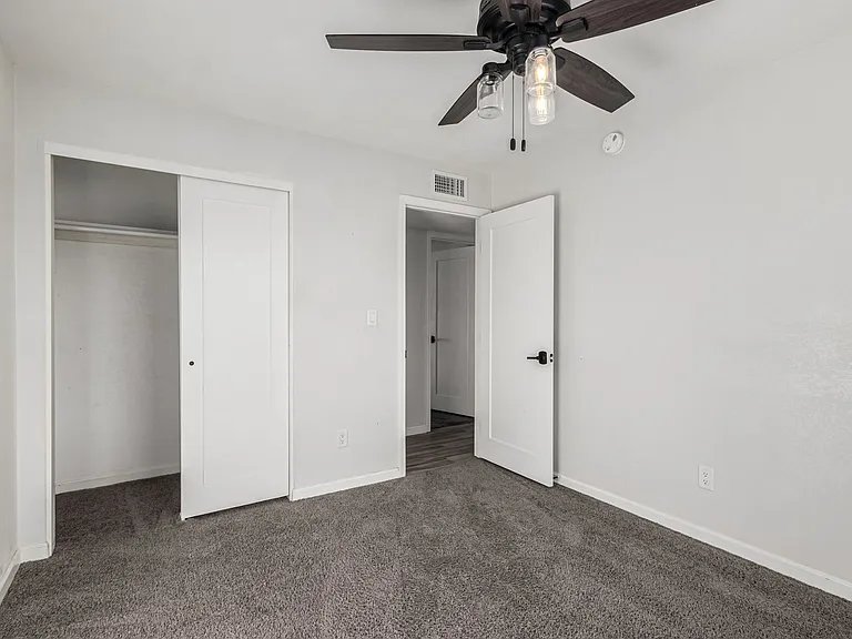 1420 N Rose St — Photo 21
