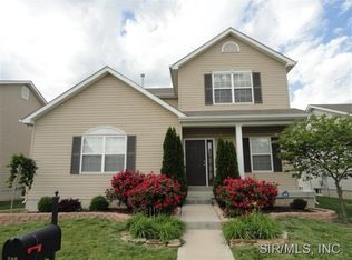 240 Harmony Ridge Dr, Belleville, IL 62220