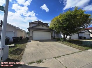 13108 35th St NW, Edmonton, AB T5A 5C8