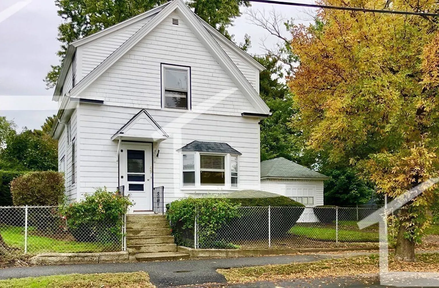 Single family in Newton — Photo 2