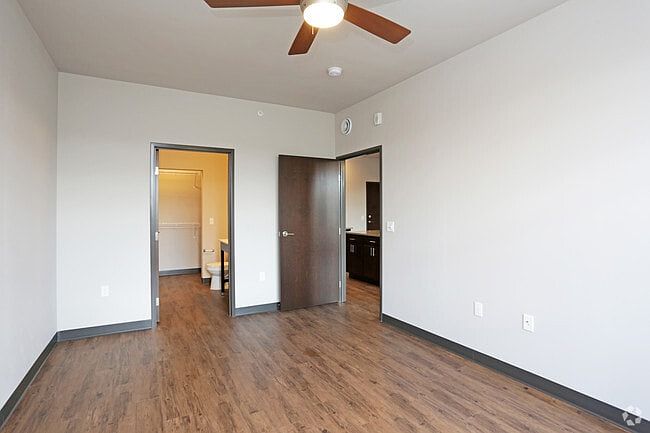 1st image of 3115 Peridot Ave Unit 313