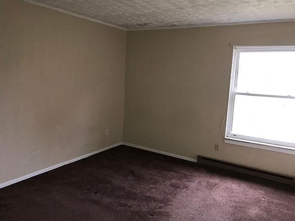 3rd image of 1111 Silver Meadows Blvd