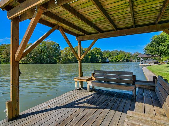 Lower Deck, great for fishing