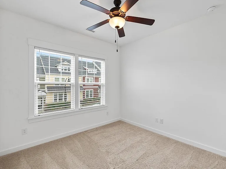493 Rally Point Pl — Photo 32