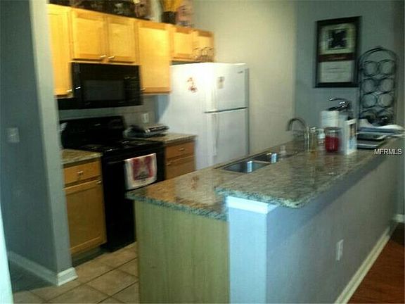 3rd image of 4207 S Dale Mabry Hwy Unit 9209
