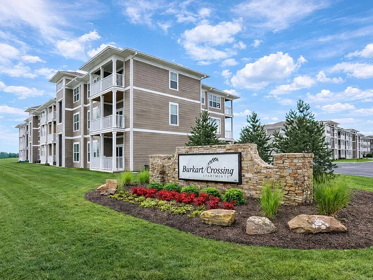 Burkart Crossing Apartments — Photo 1