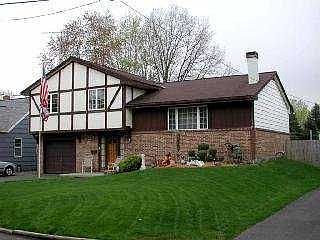 2nd image of 2009 Eileen Rd