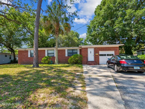 6020 COLUMBINE Drive, Jacksonville, FL 32211