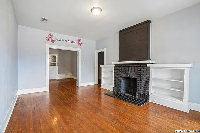 821 E Quincy St — Photo 7