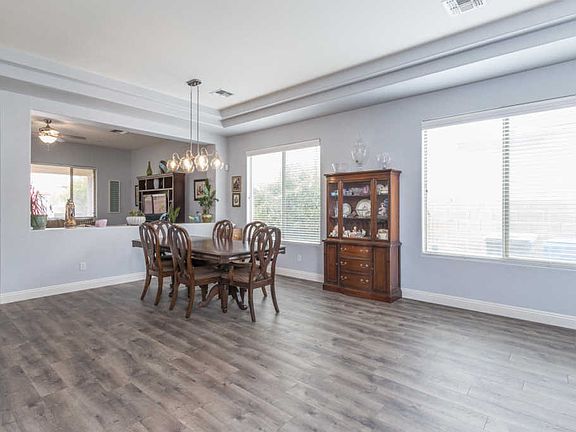 5th image of 2032 E Gwen St
