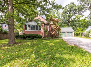 26284 N Oak Ave, Mundelein, IL 60060