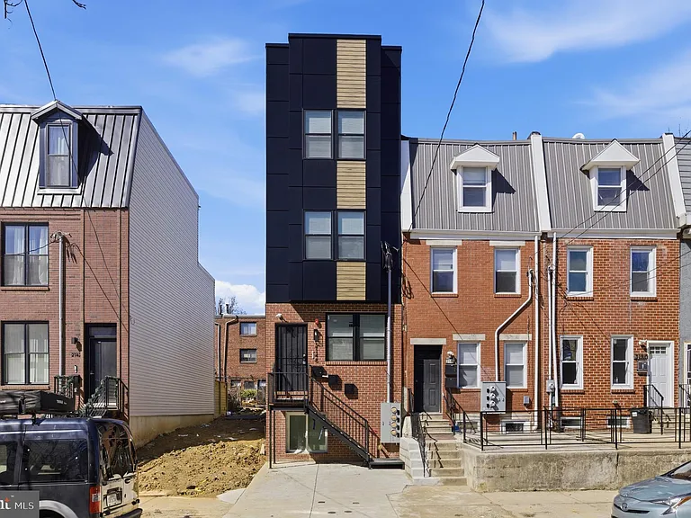 2146 N Franklin St #2 — Photo 9