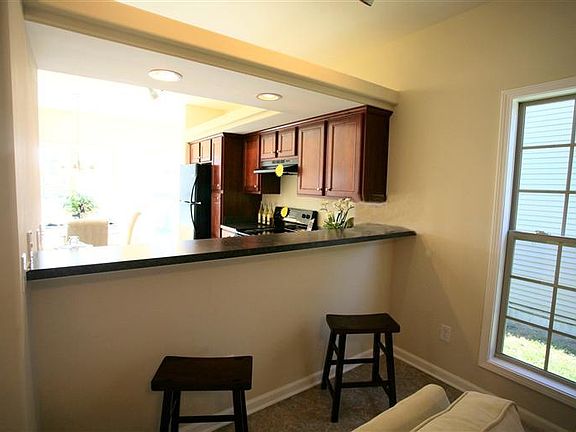 4th image of 205 Darenia Ln