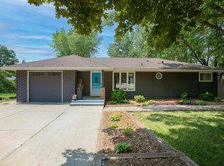 6409 Zinnia Ln N, Maple Grove, MN 55311