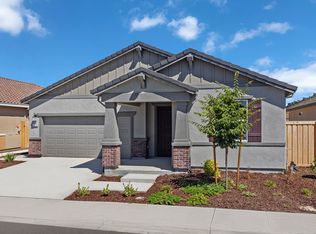 929 Stawell Dr, Patterson, CA
