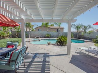 15543 Skylark Ave, Fontana, CA 92336