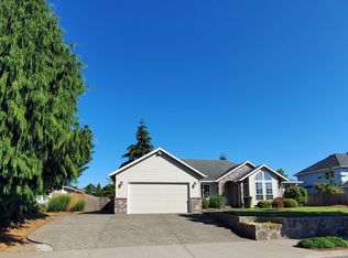 19346 Hazel Grove Dr, Oregon City, OR 97045
