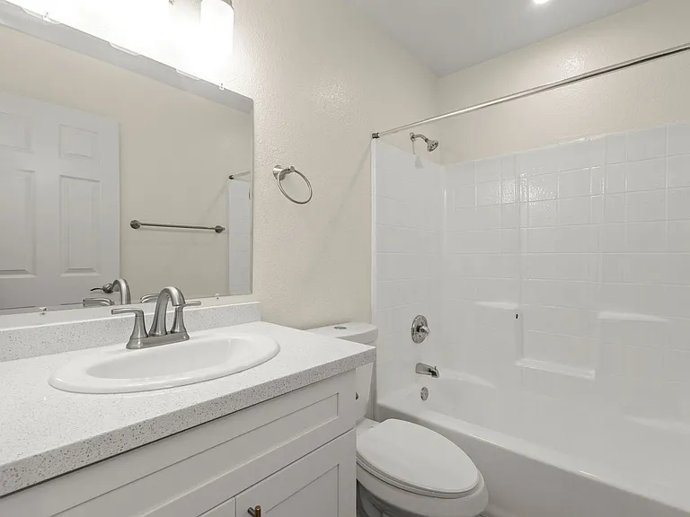 Redwood Creek Villas — Photo 26
