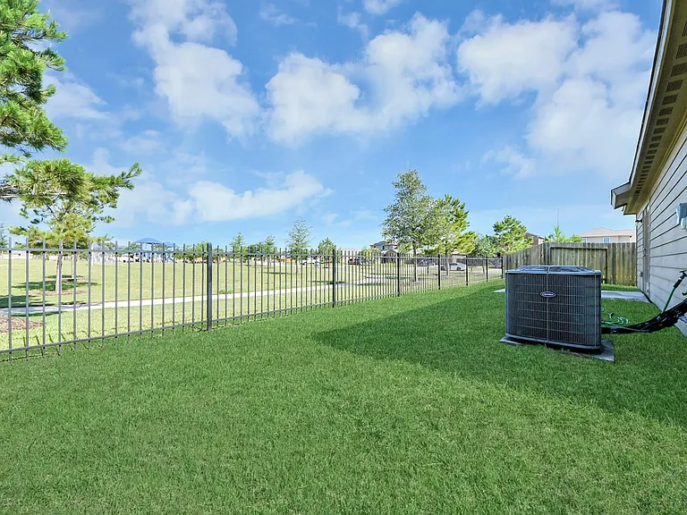 1062 Mule Ridge Dr — Photo 12