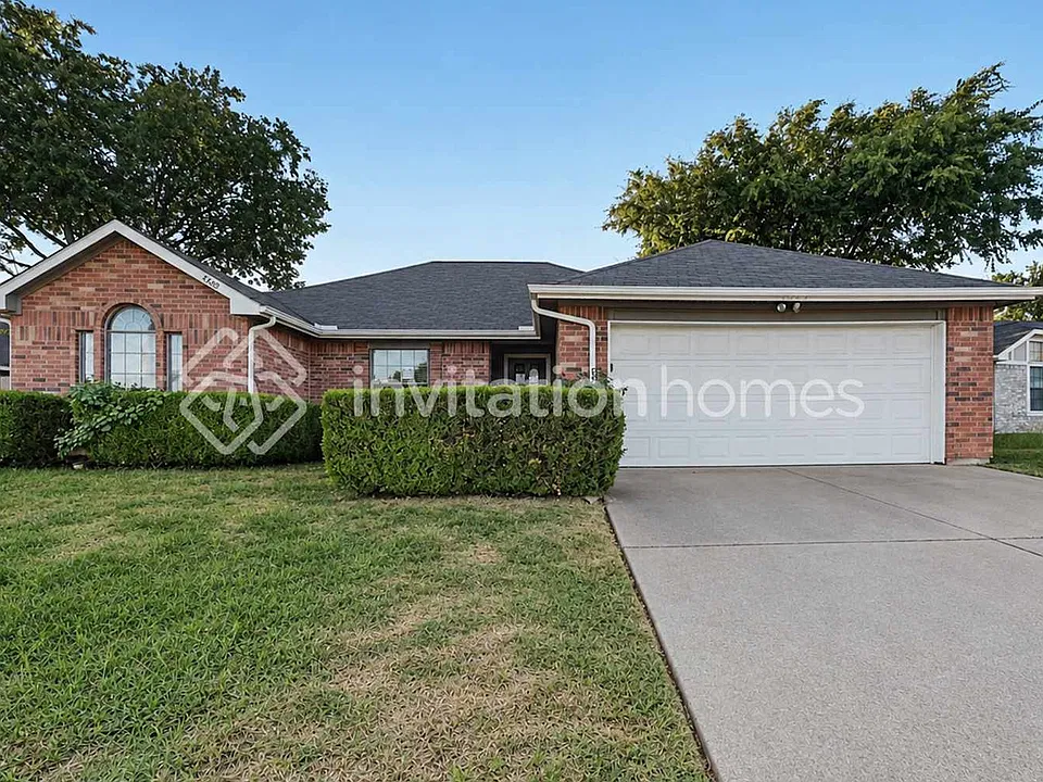 4800 Hollow Tree Dr