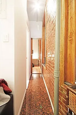 Rented by Adir Realty | media 22